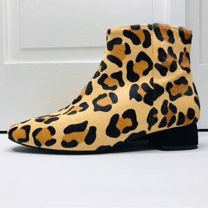 AZURA Love Animal Print Boots Size 38